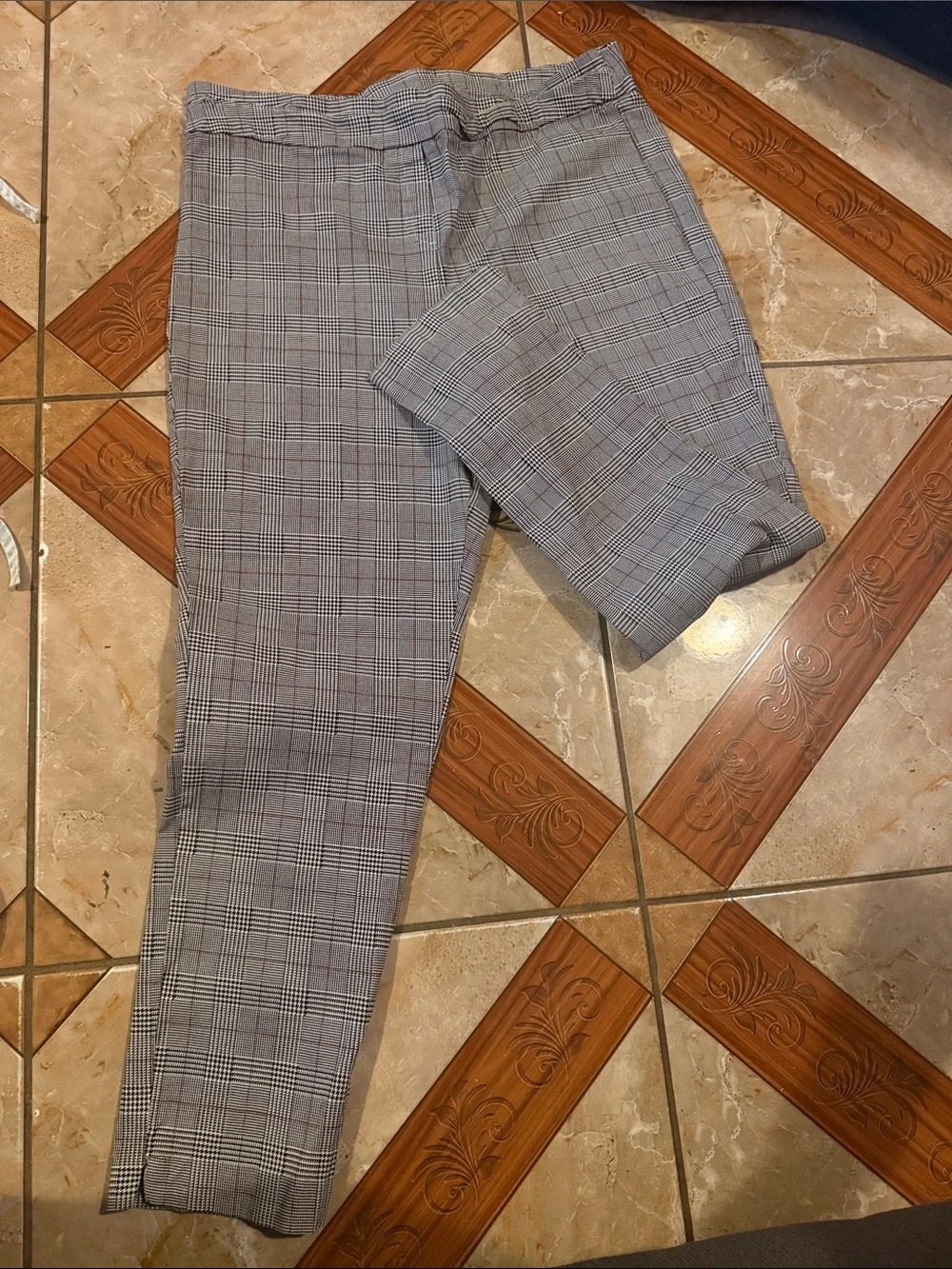Men's Gray Plaid Dress Pants